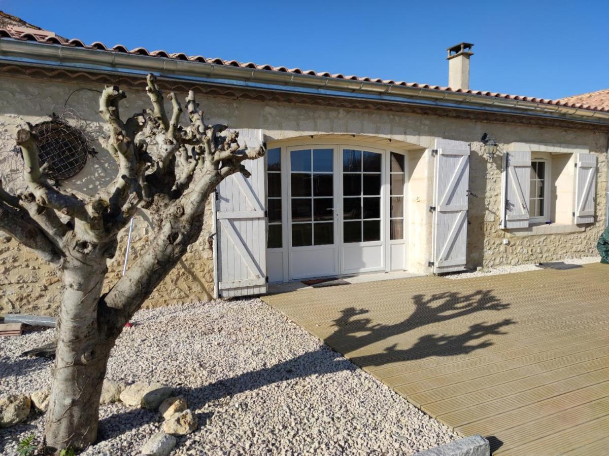 הוילה Jau-Dignac-et-Loirac Domaine Des Pres De Joussac - Protocole Sanitaire Strict מראה חיצוני תמונה