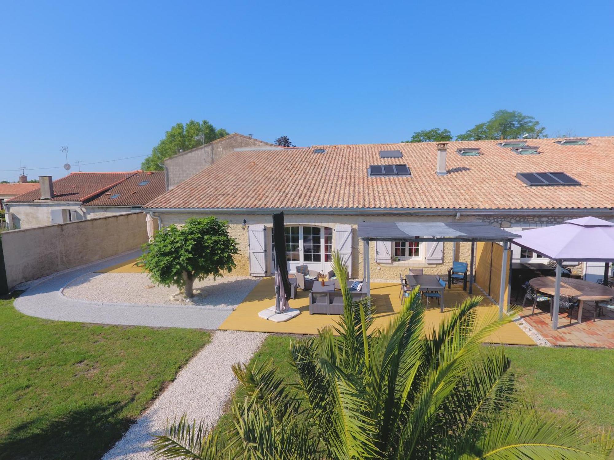 הוילה Jau-Dignac-et-Loirac Domaine Des Pres De Joussac - Protocole Sanitaire Strict מראה חיצוני תמונה