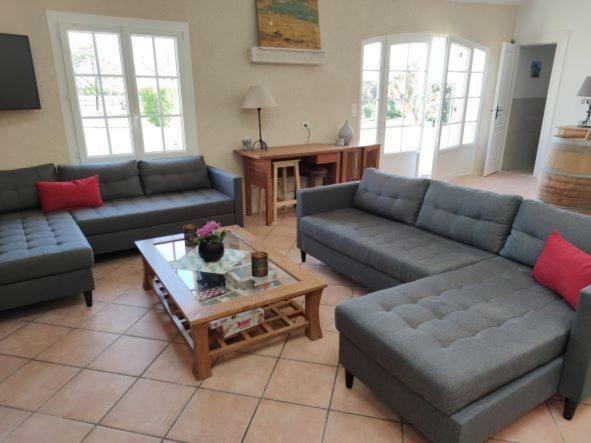 הוילה Jau-Dignac-et-Loirac Domaine Des Pres De Joussac - Protocole Sanitaire Strict מראה חיצוני תמונה